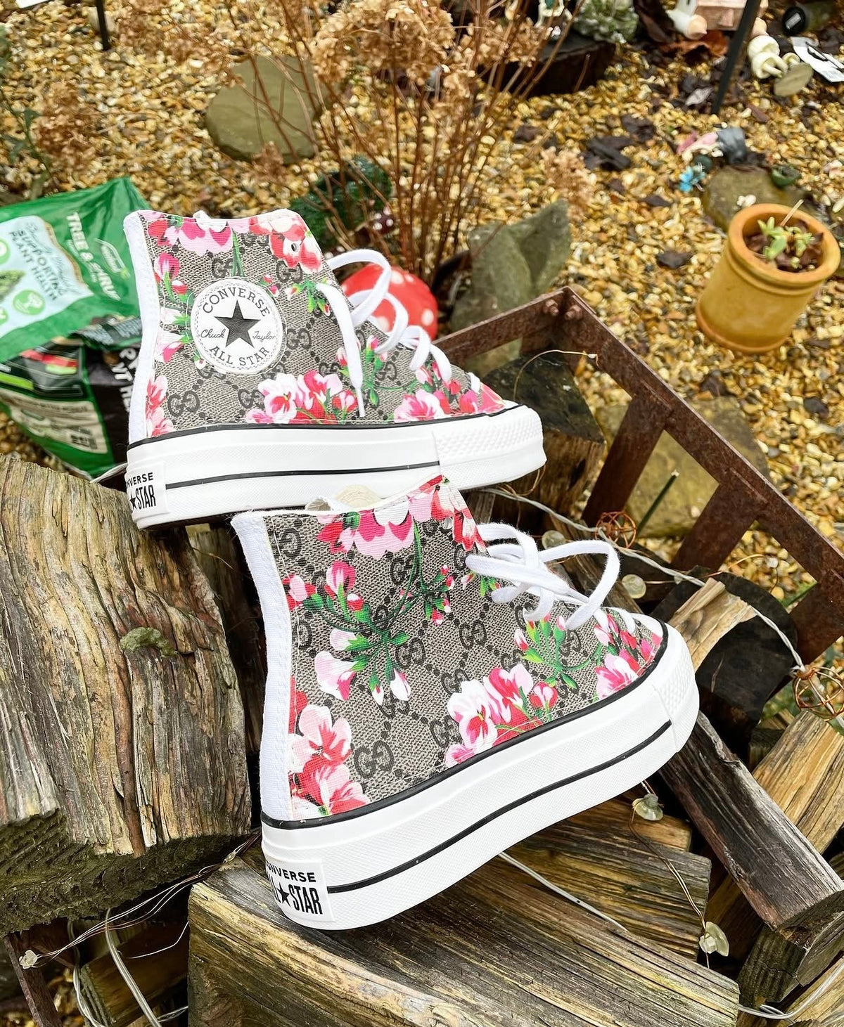 Chuck Taylor All Star Platform Converse | Red Floral | GG