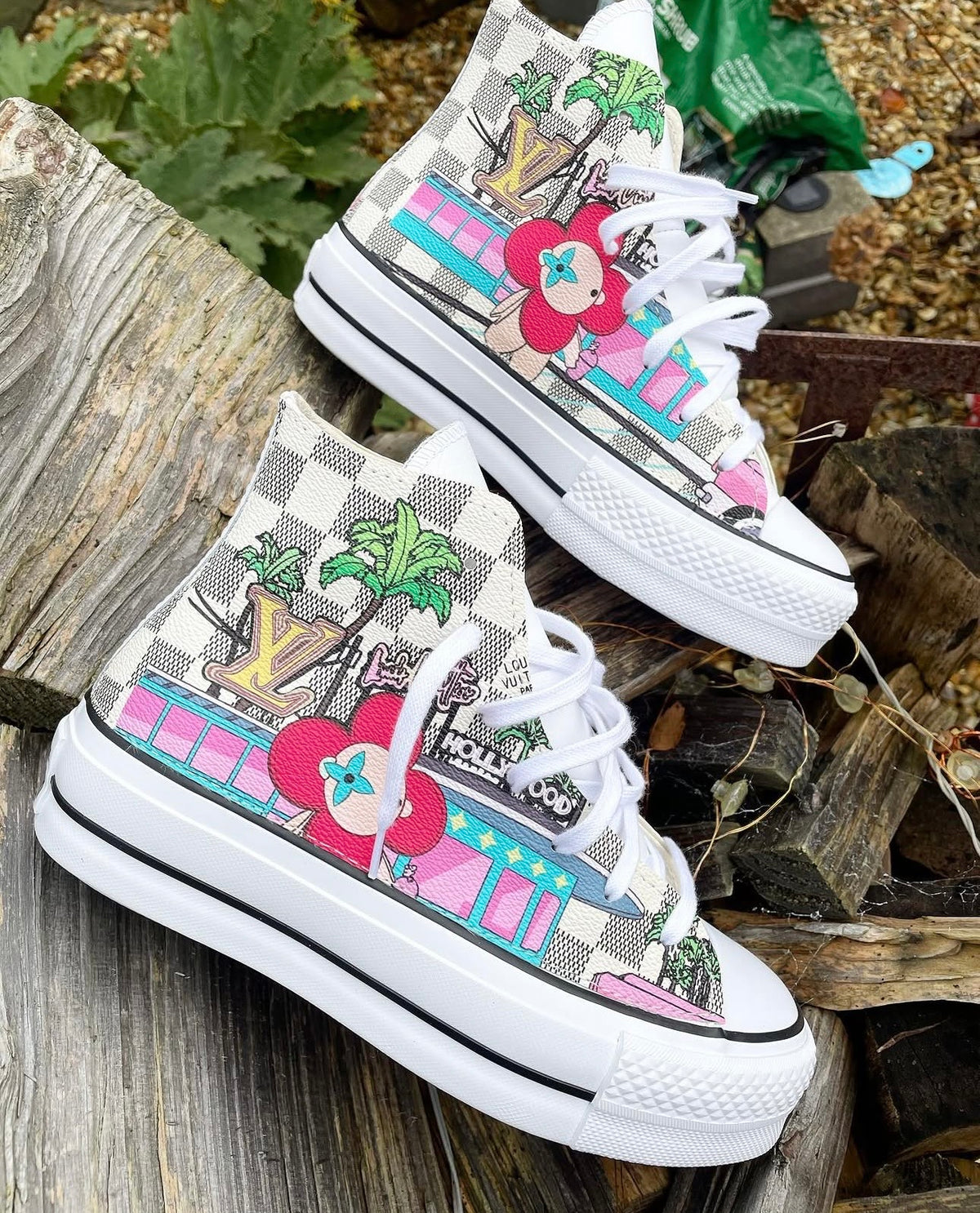 Chuck Taylor All Star Platform Converse | White | Hollywood Monogram