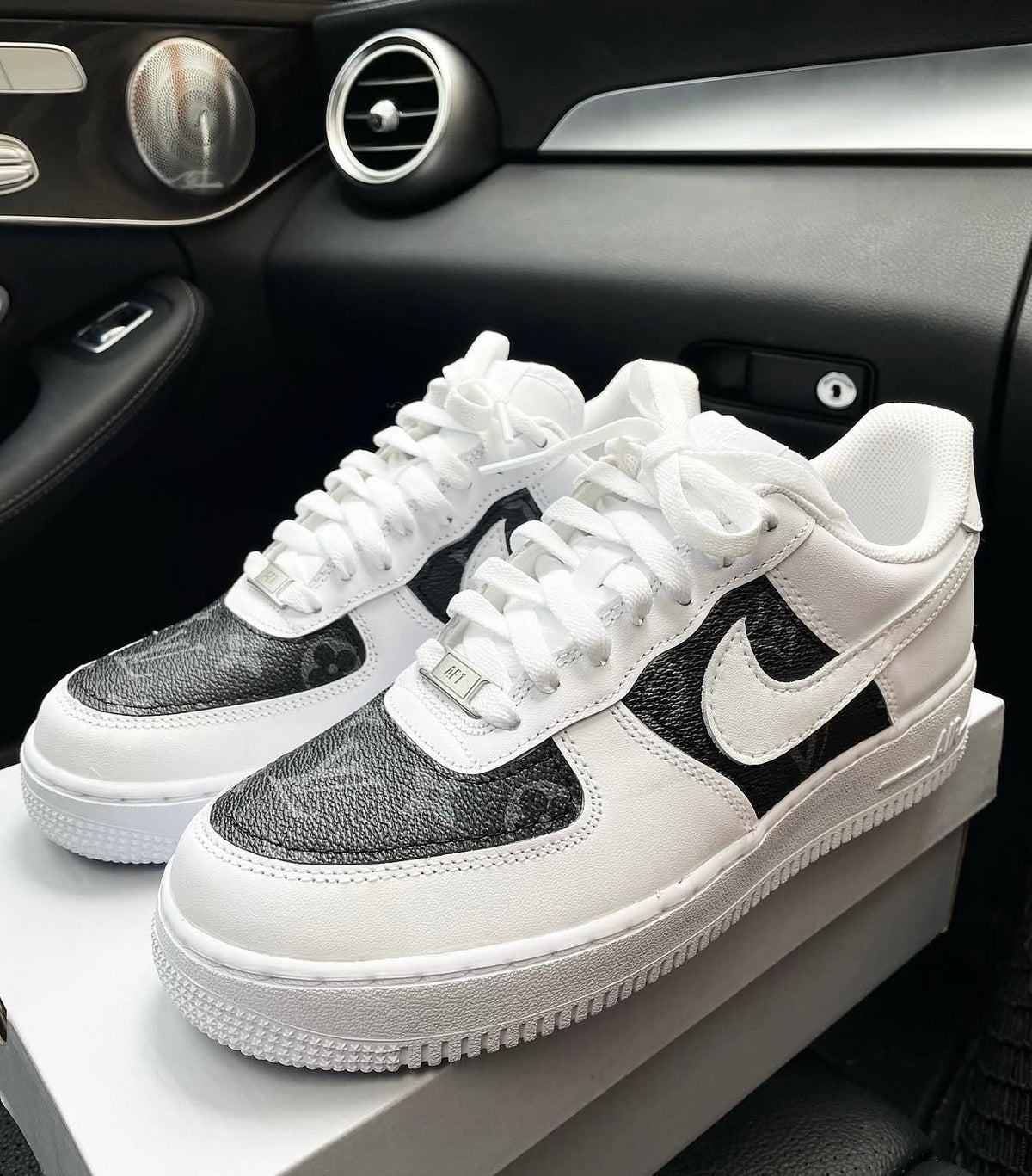 Air Force 1 | Midnight Black | Monogram