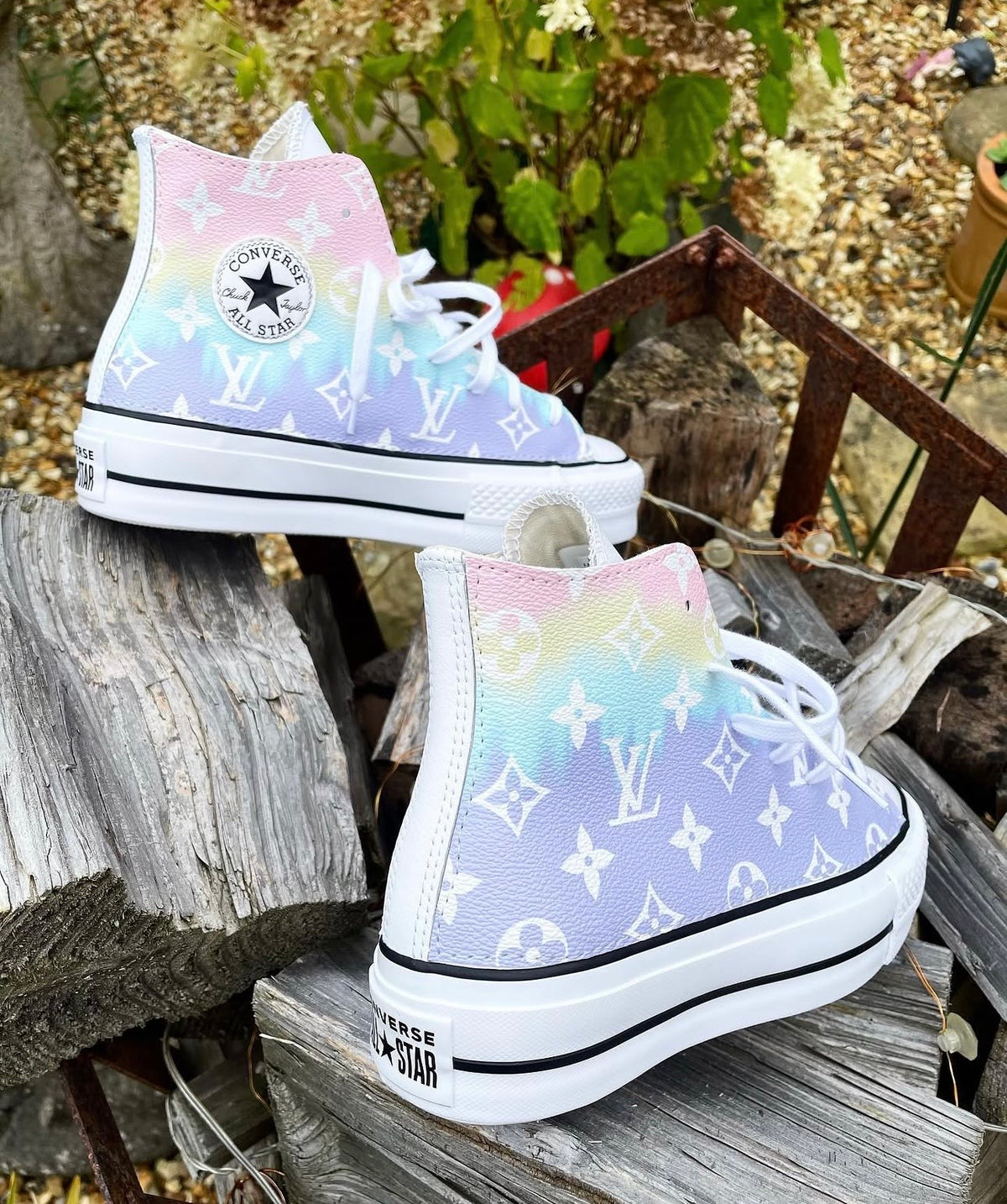 Chuck Taylor All Star Platform Converse | Rainbow | Monogram
